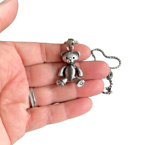 Silver Titanium Teddy Bear Extra Long chain - Picture 3 of 4